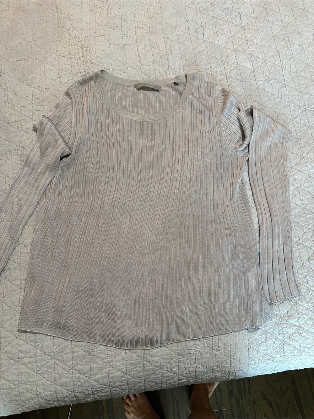 Vince Silver-Gray Ribbed Long Sleeve Crewneck Top